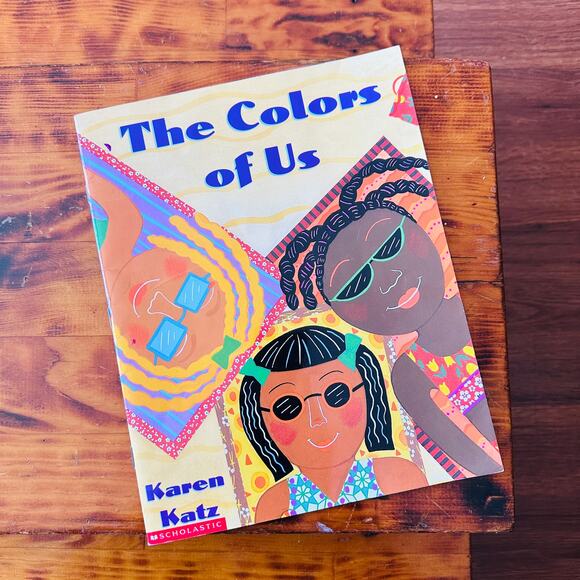 Vintage 2001 Scholastic The Colors Of Us Paperback Book - Picture 1 of 8